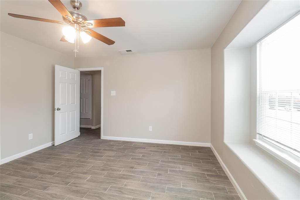 Hollywood Park - Residential Lease