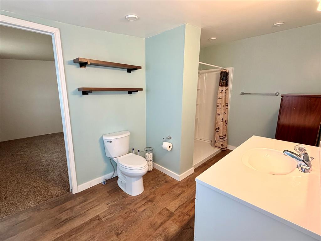 Vedas Camp Lake Stamford - Residential