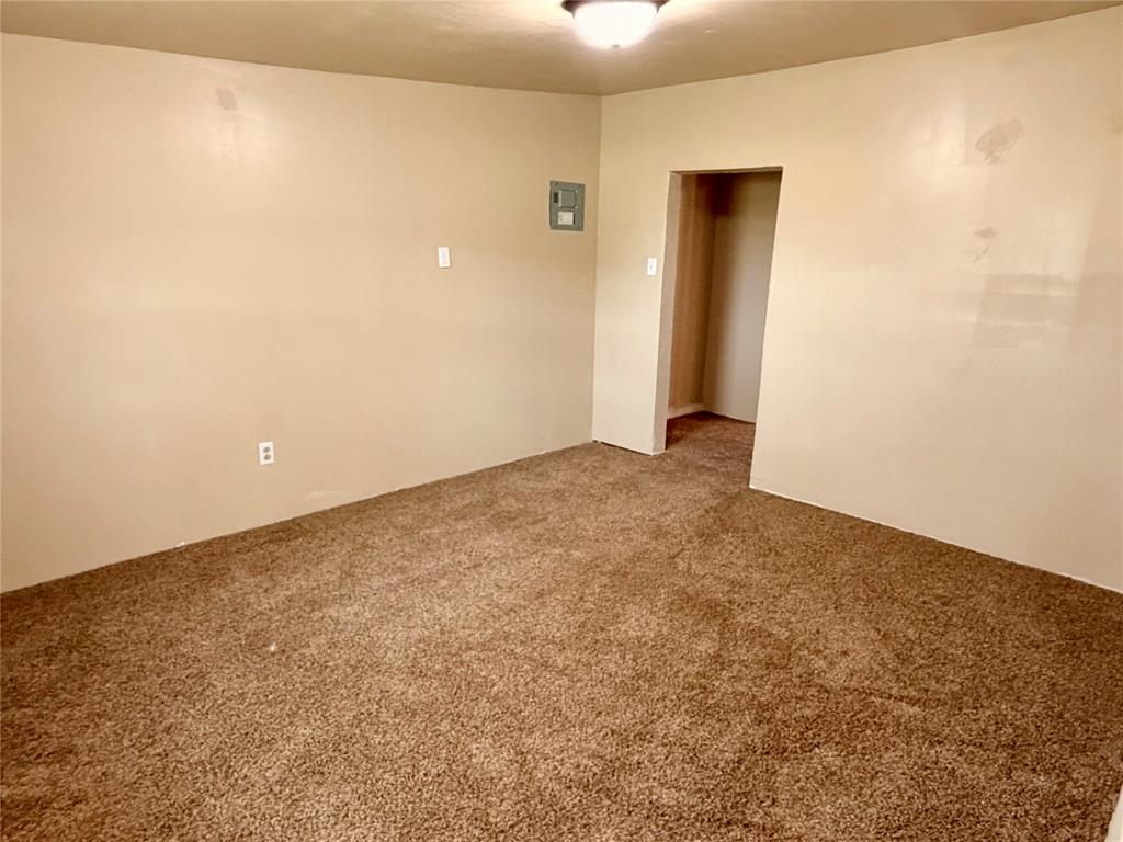 Vedas Camp Lake Stamford - Residential