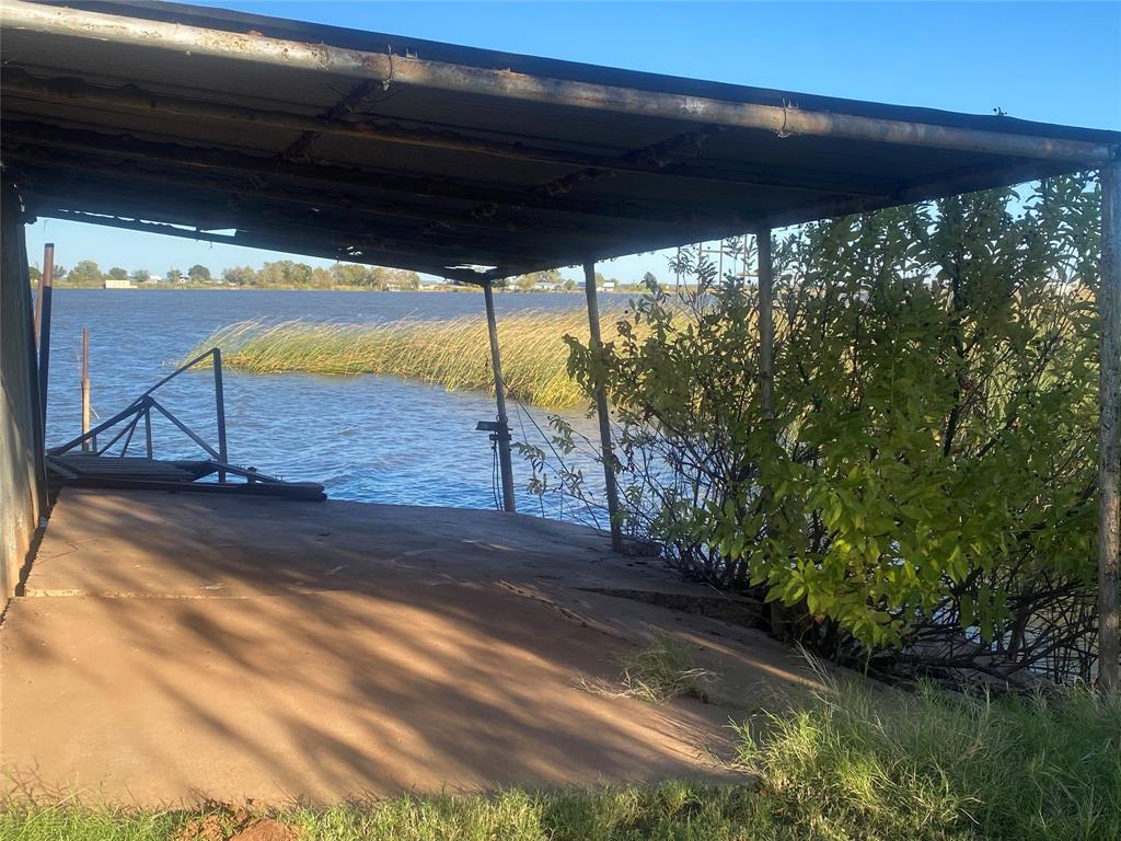 Vedas Camp Lake Stamford - Residential