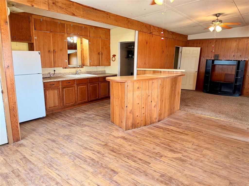 Vedas Camp Lake Stamford - Residential