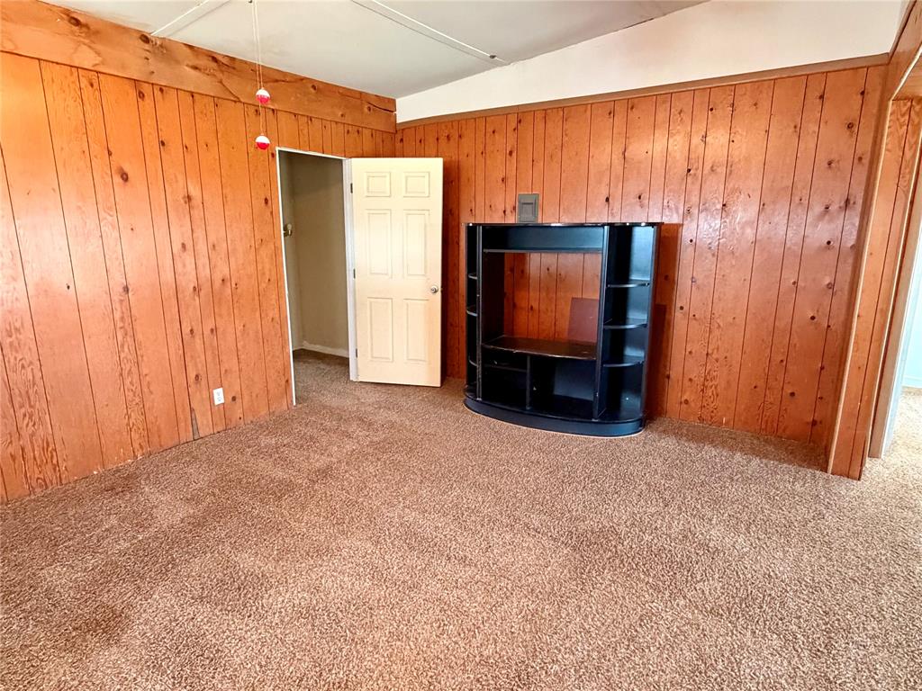 Vedas Camp Lake Stamford - Residential