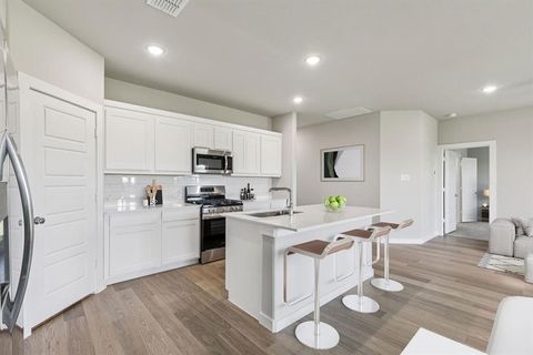 Tiny photo for 2011 Homestretch Drive, Seagoville, TX 75159 (MLS # 21341572)