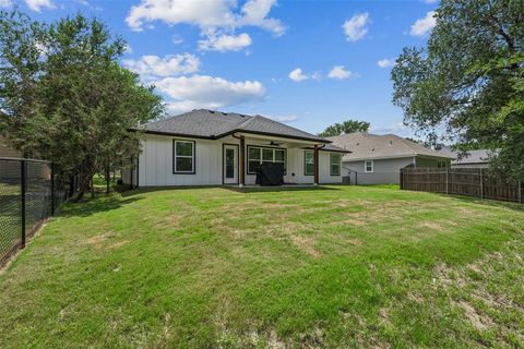 A home in Granbury