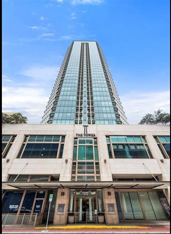 Photo of 500 Throckmorton Street #2406, Fort Worth, TX 76102 (MLS # 21391797)