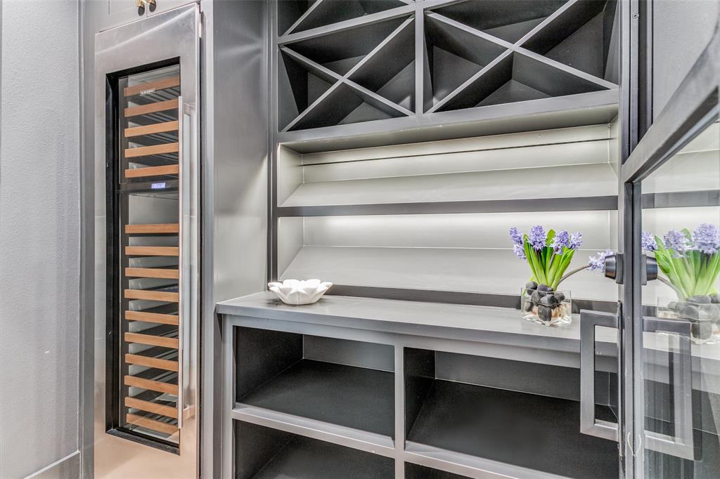 Bob-O-Links Downs - Residential