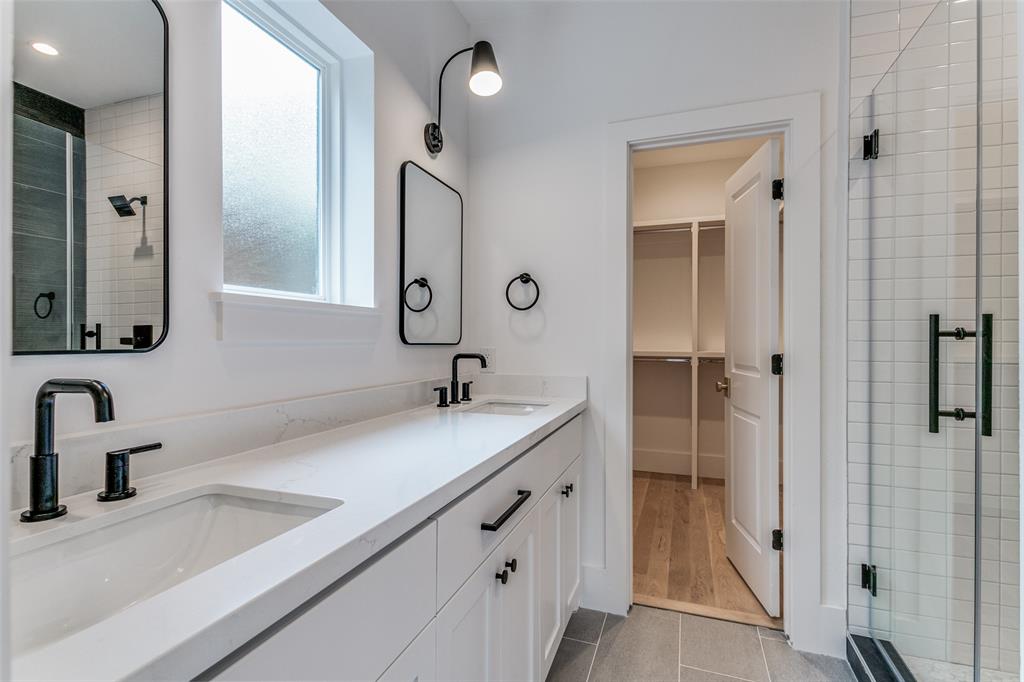 Bob-O-Links Downs - Residential