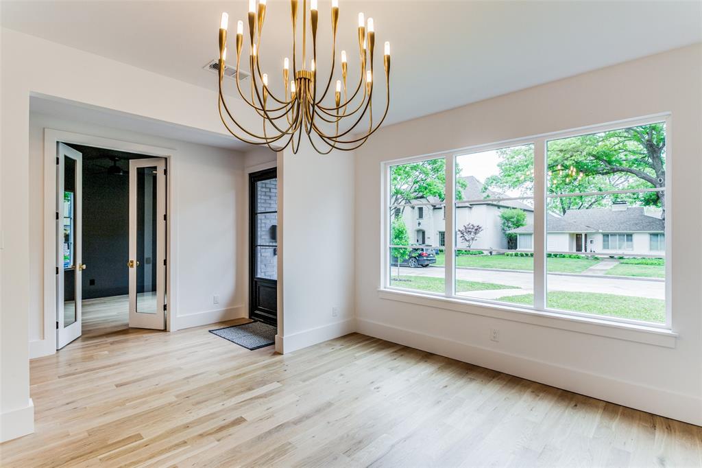 Bob-O-Links Downs - Residential