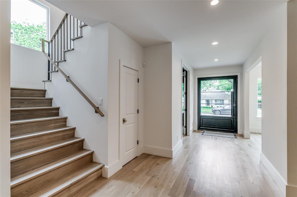 Bob-O-Links Downs - Residential