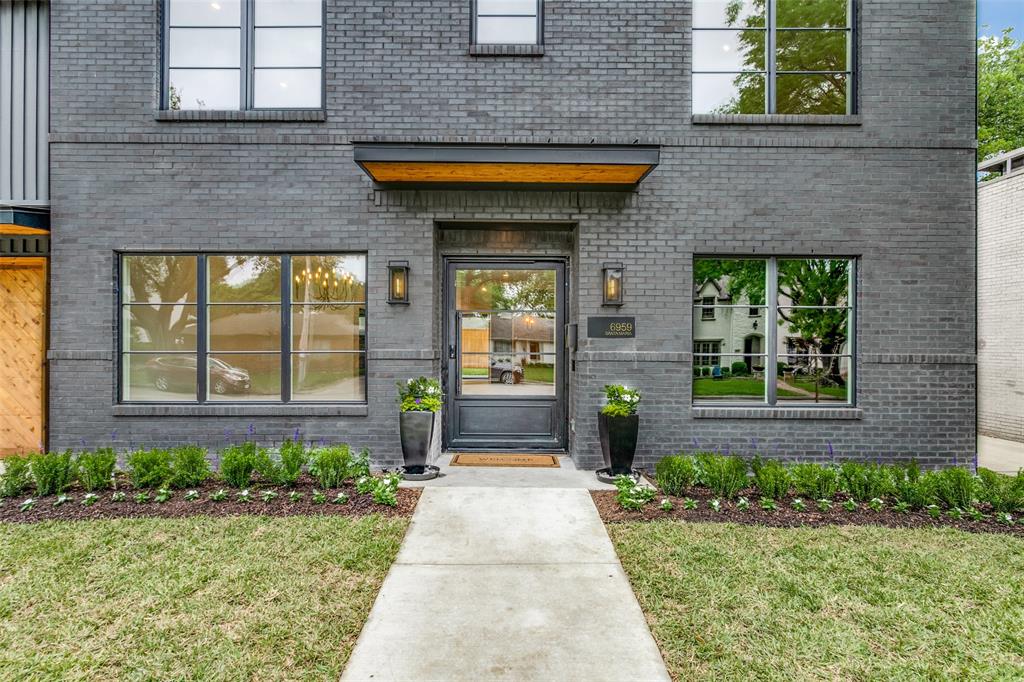 Bob-O-Links Downs - Residential