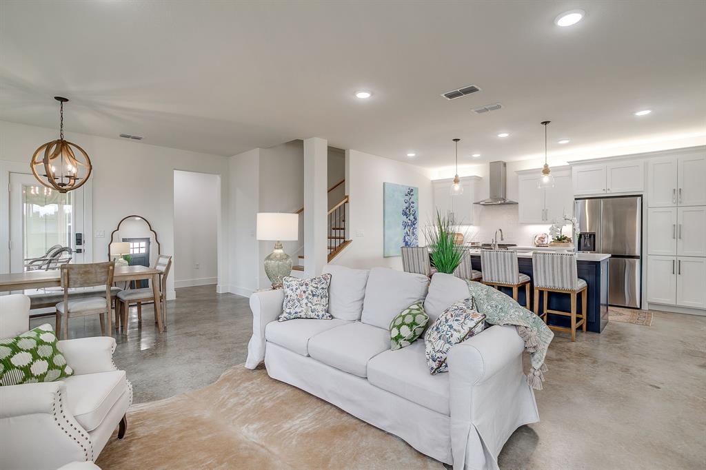 104 Cardinal Woods Court