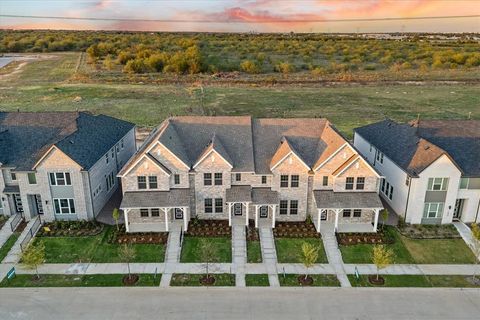 A home in Crowley