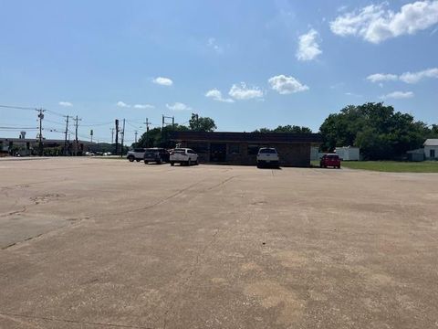 2900 W Morton Street Denison TX 75020