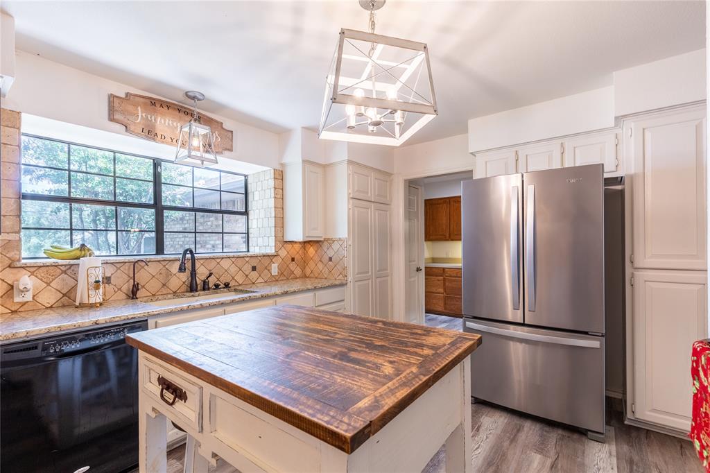 Decordova Bend Estate - Residential