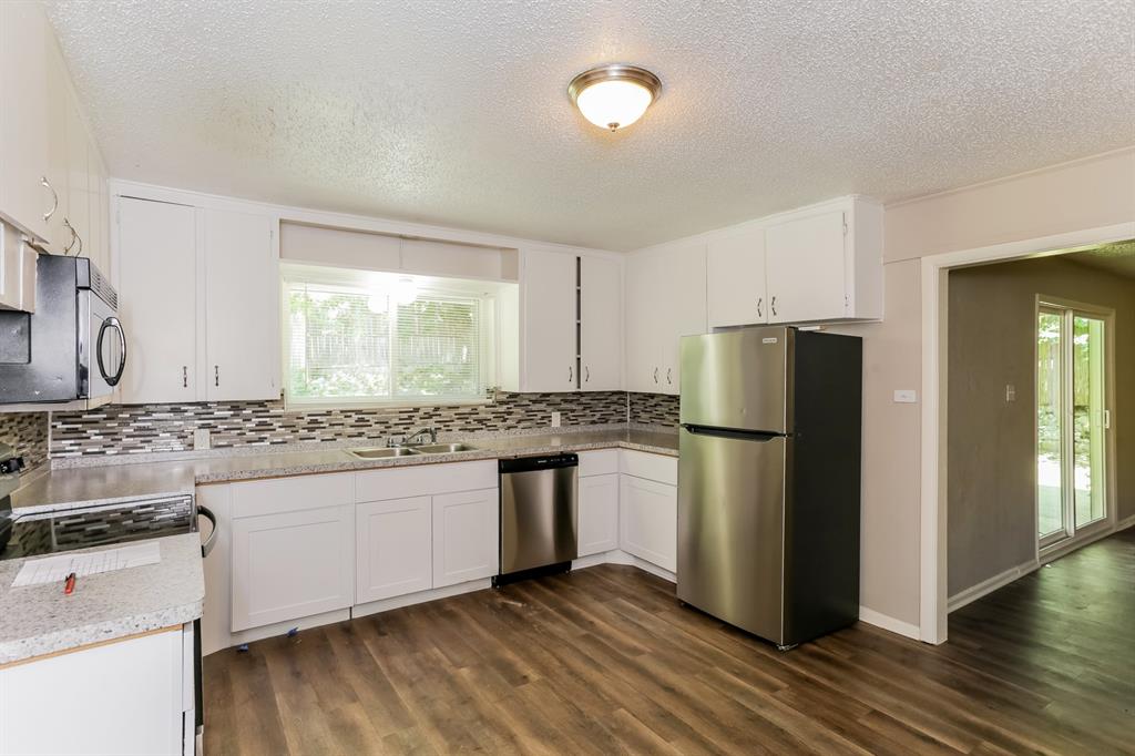 Western Hills Add Sec lll-Vlll - Residential Lease