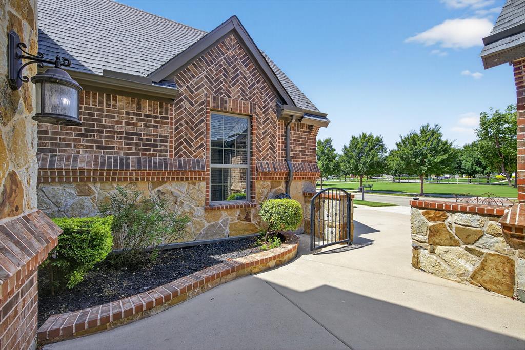 710 Sunflower Avenue