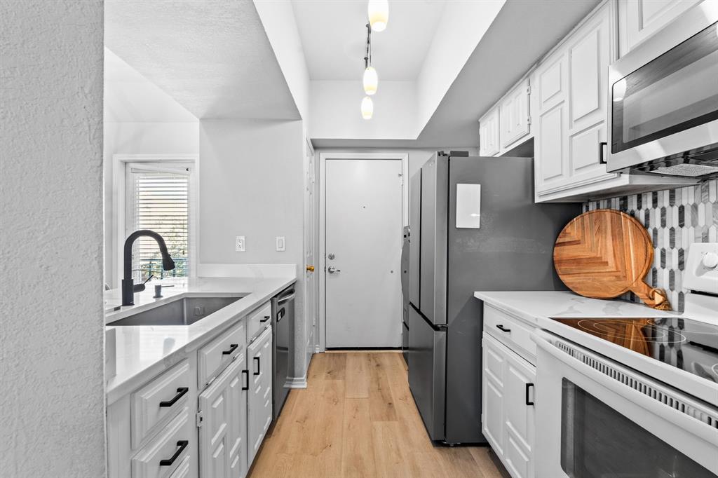 Bryan Place Condo - Residential Lease