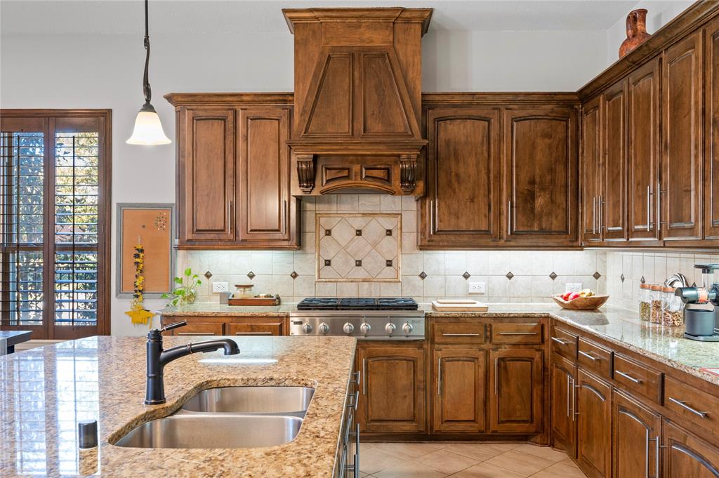 2112 Beaver Creek Lane