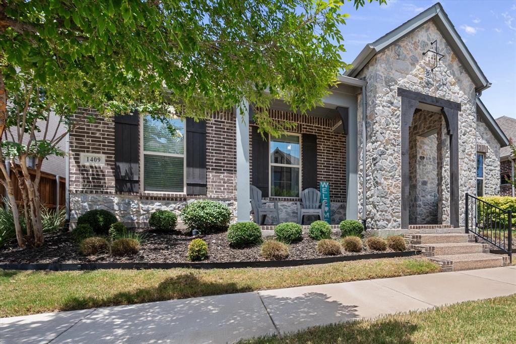 1409 Mount Evans Trail