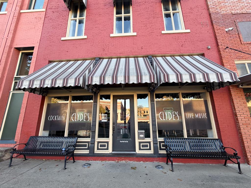 O T Ennis - Commercial Lease