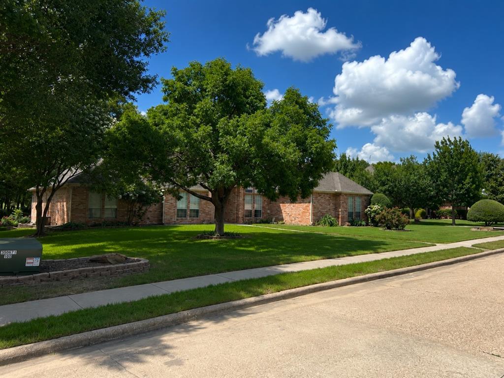 1810 Plum Creek Drive