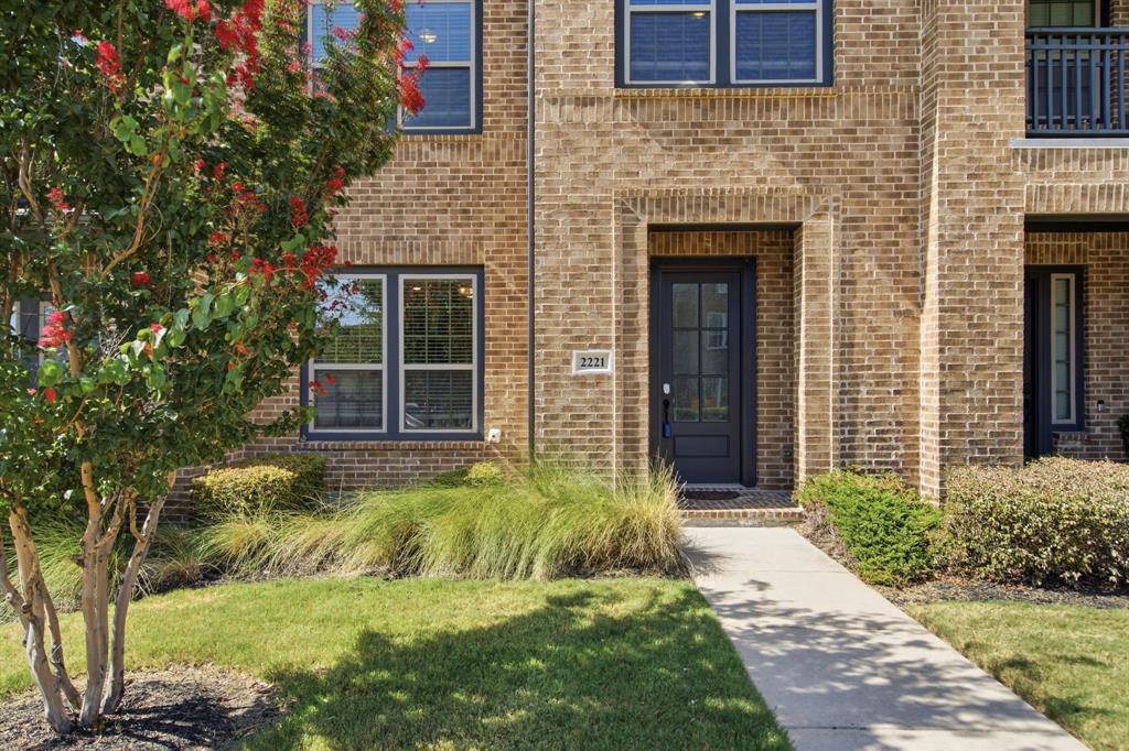 2221 Lasso Lane