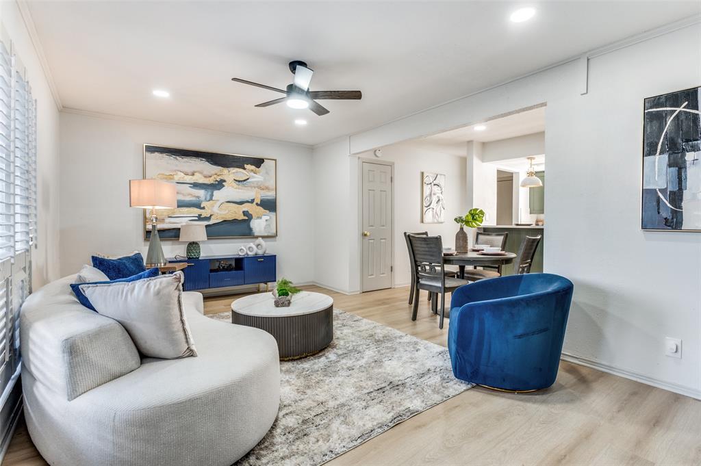 2702 Douglas Avenue 129