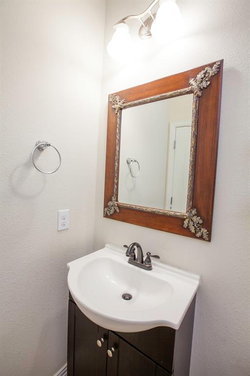 McKinney, Texas 75071, United States, 4 Bedrooms Bedrooms, ,3 BathroomsBathrooms,Residential,Active,177139