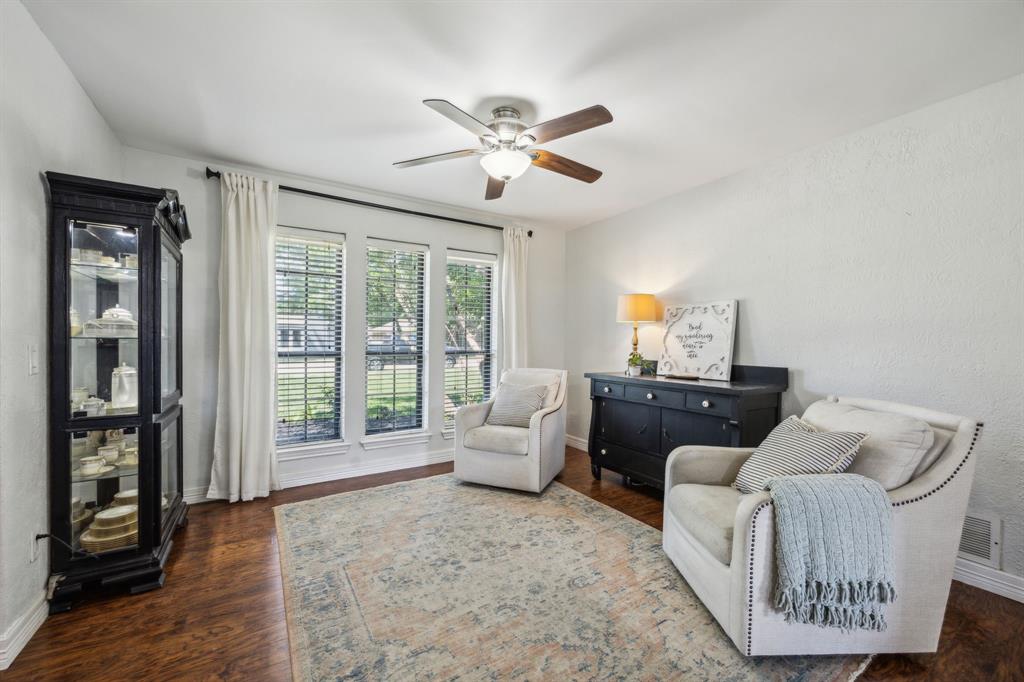 2928 Regal Road