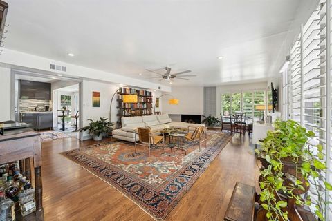 Tiny photo for 8600 Inwood Road, Dallas, TX 75209 (MLS # 20974304)