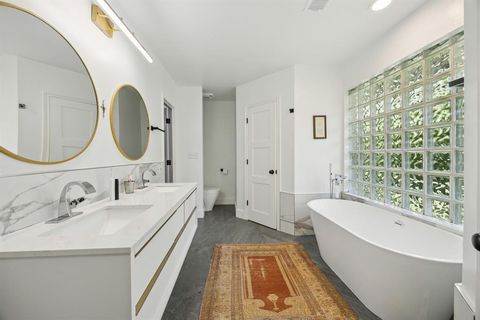 Tiny photo for 8600 Inwood Road, Dallas, TX 75209 (MLS # 20974304)