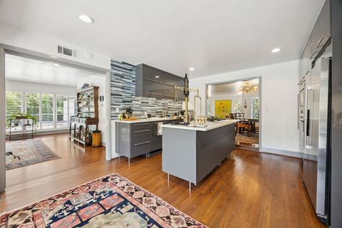 Tiny photo for 8600 Inwood Road, Dallas, TX 75209 (MLS # 20974304)