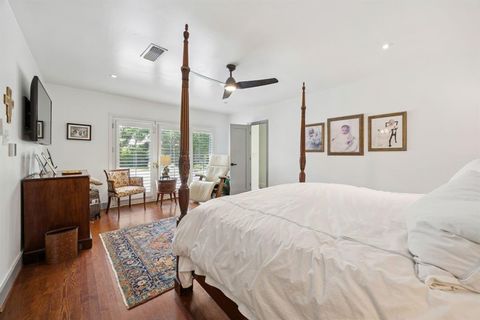 Tiny photo for 8600 Inwood Road, Dallas, TX 75209 (MLS # 20974304)