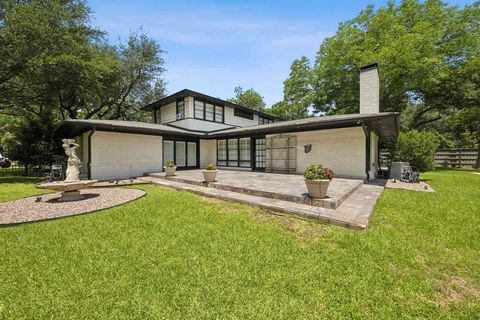 Tiny photo for 8600 Inwood Road, Dallas, TX 75209 (MLS # 20974304)