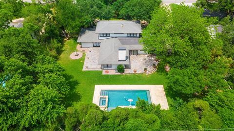 Photo of 8600 Inwood Road, Dallas, TX 75209 (MLS # 20974304) Photo of 8600 Inwood Road, Dallas, TX 75209 (MLS # 20974304)