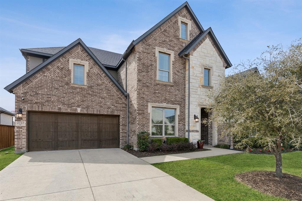 2713 Maverick Way