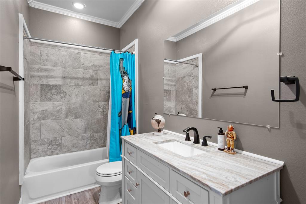 Blue Water Oaks - Residential