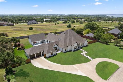 209 Carriage Hill Lane Heath TX 75032