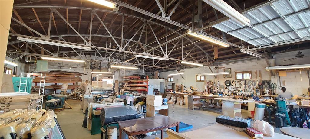 BLK 5802 TR 15 ACS 2.2862 - Commercial Sale