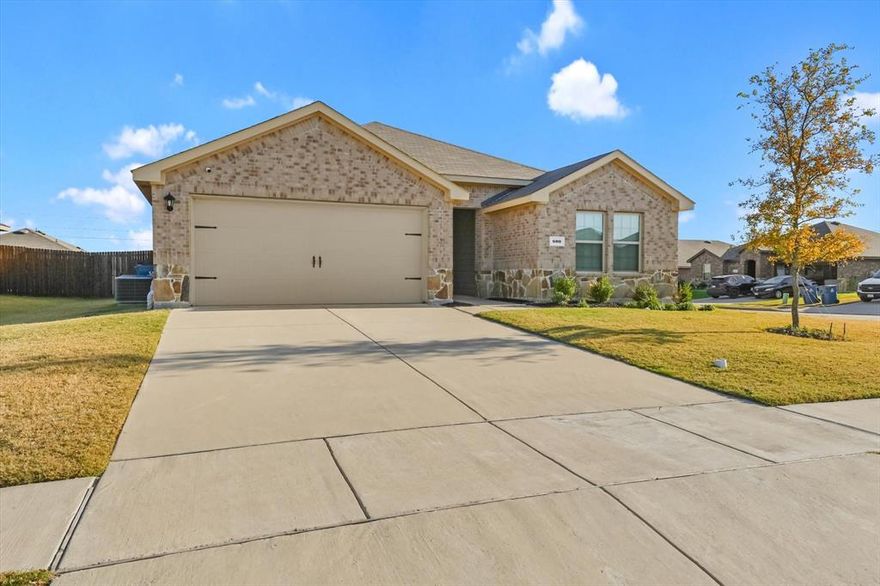 Situated on a desirable corner lot, this home welcomes you with beautiful landscaping and wonderful curb appeal. Inside, you’ll find a spacious open-concept floor plan with 4 bedrooms, offering plenty of room for both relaxation and entertaining. Enjoy outdoor living year-round on the covered patio overlooking the yard. Located in the highly sought-after Magnolia community, residents enjoy exceptional amenities including sparkling community pools, scenic paved trails, and a fun neighborhood playground. Zoned in Community ISD with an onsite elementary school, this location blends comfort, convenience, and lifestyle.