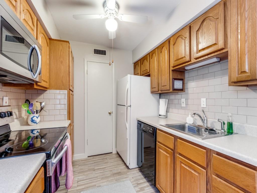 Royal Lane Condo 5800 - Residential