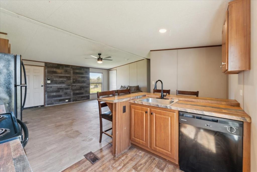 Sapphire Rdg - Residential