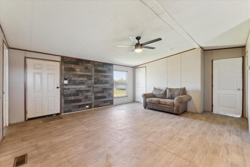 Sapphire Rdg - Residential