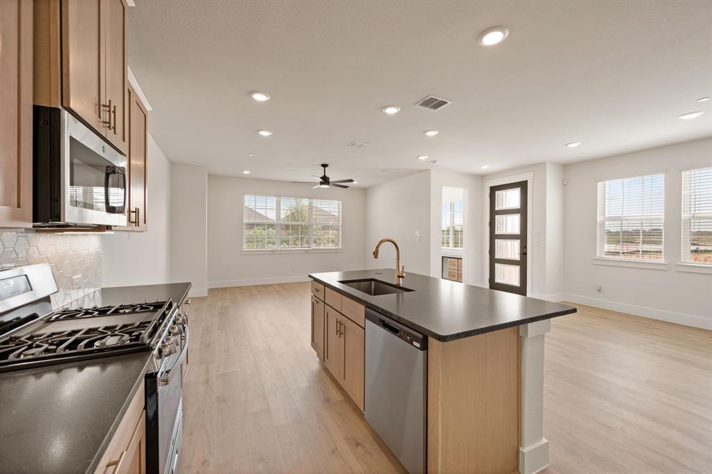 Trinity Falls - Residential