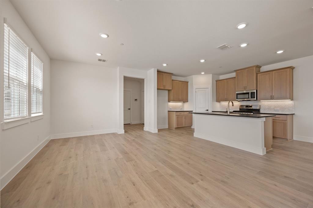 Trinity Falls - Residential