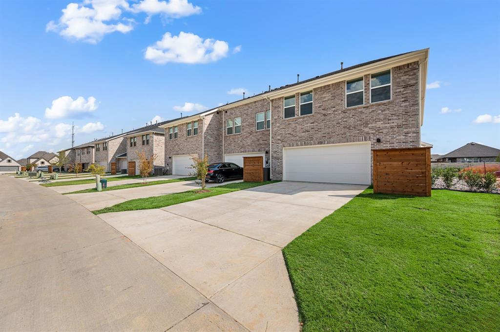 Trinity Falls - Residential