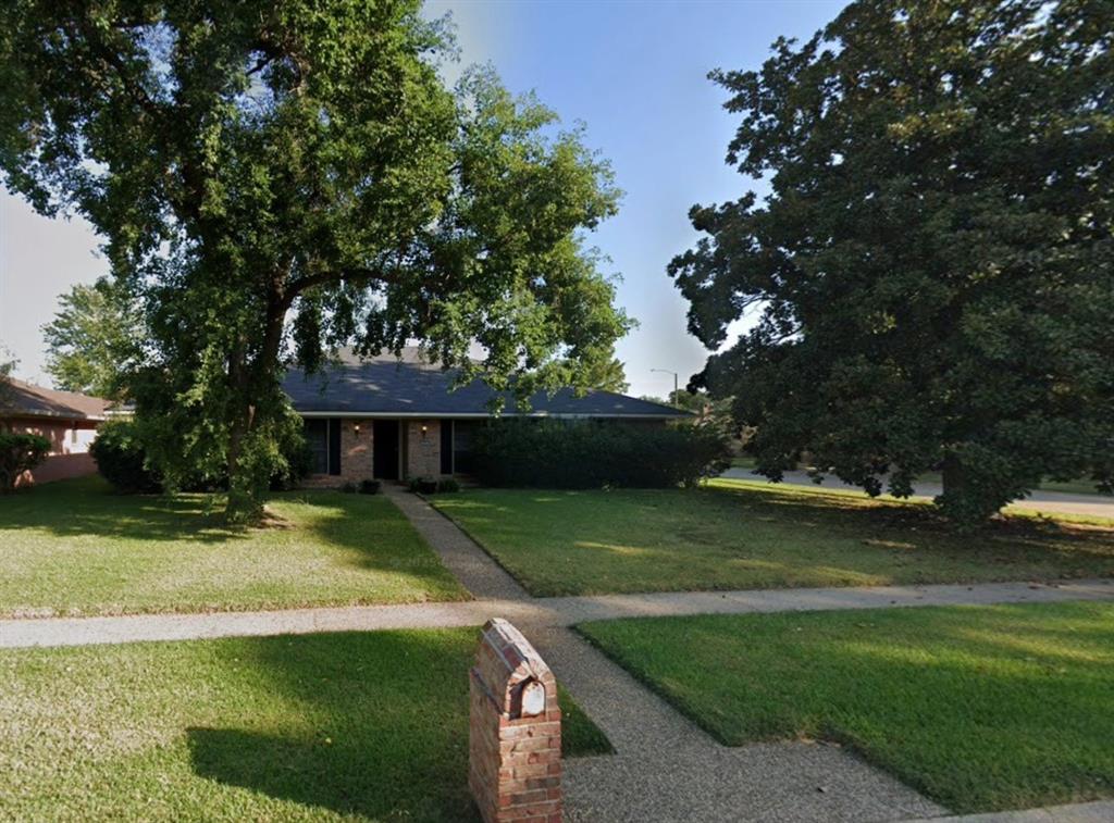 600 Rock Hollow Drive