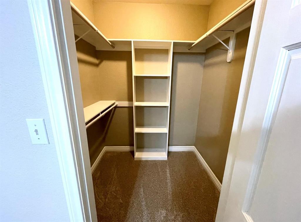 Oakwood Estates - Residential Lease