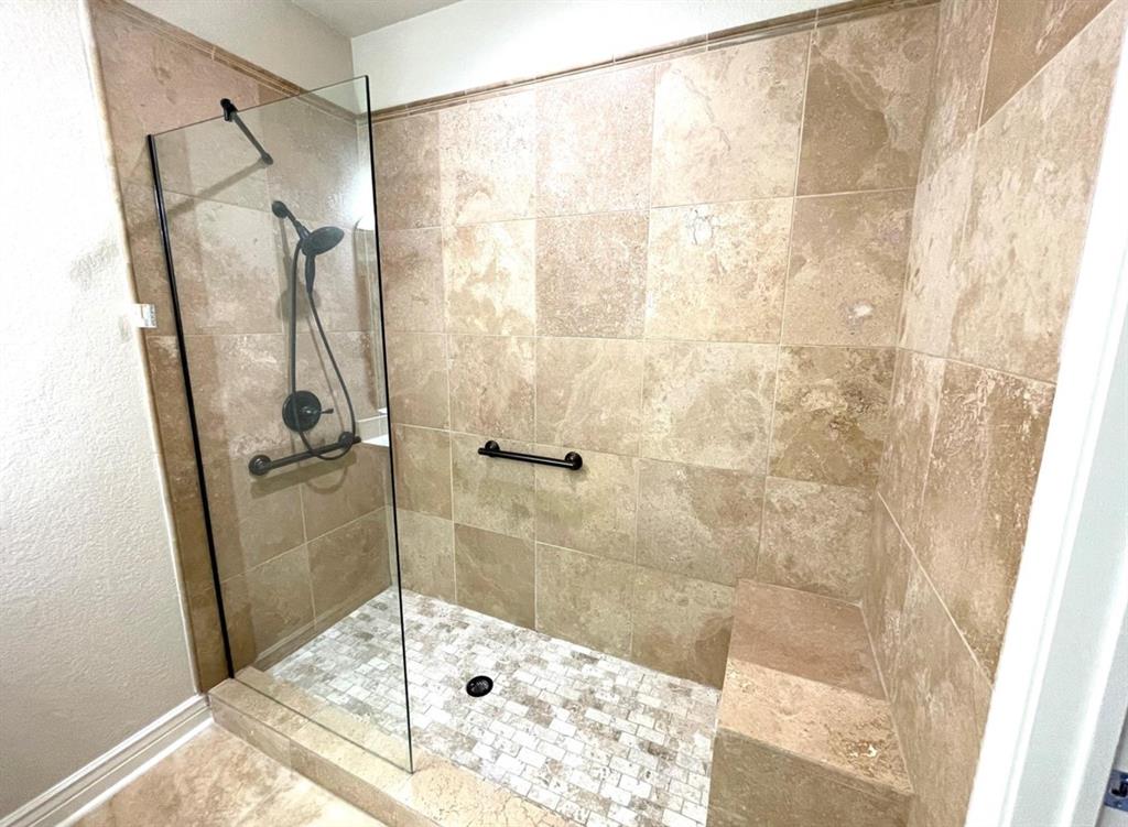 Oakwood Estates - Residential Lease