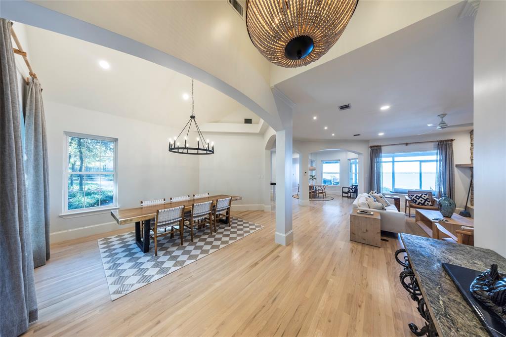 Emerald Sound At Lake Lewisville - Residential